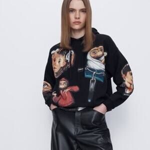 Zara x E.T. The Extra-Terrestrial Graphic Hoodie Black Size L